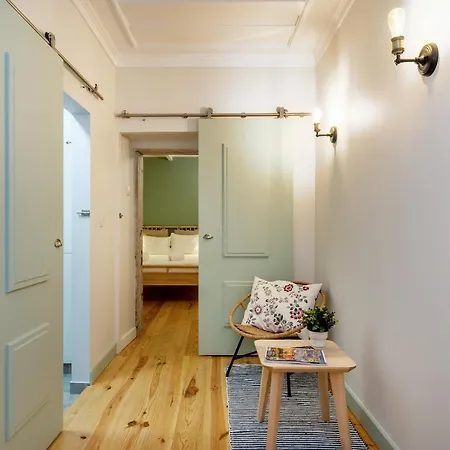 Guestready - Cosy Madalena Flat Lisbon